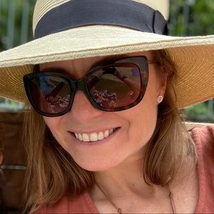 Meet your Posher, Jodie